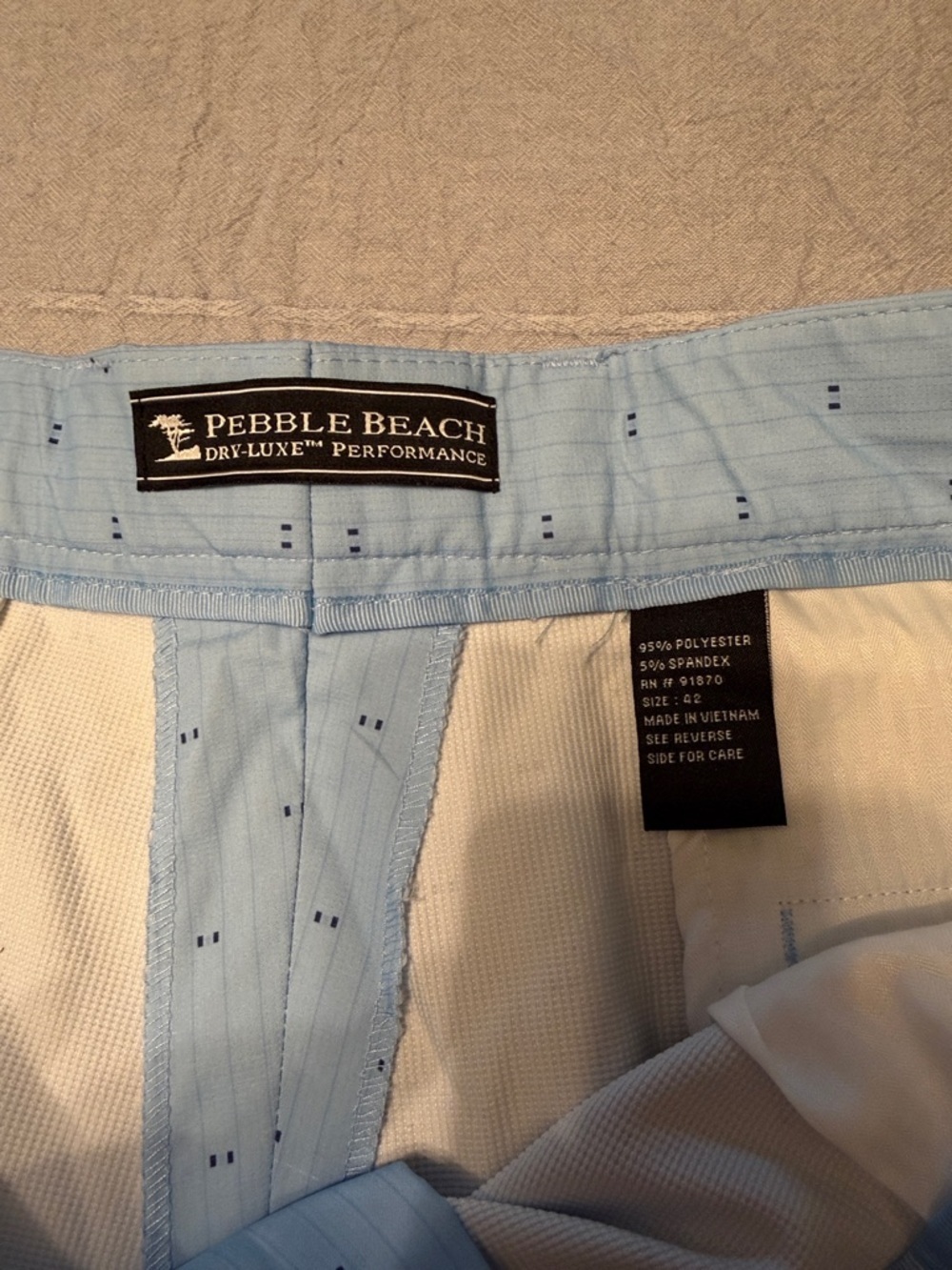 BNWT pebble beach golf shorts - Picture 3 of 7